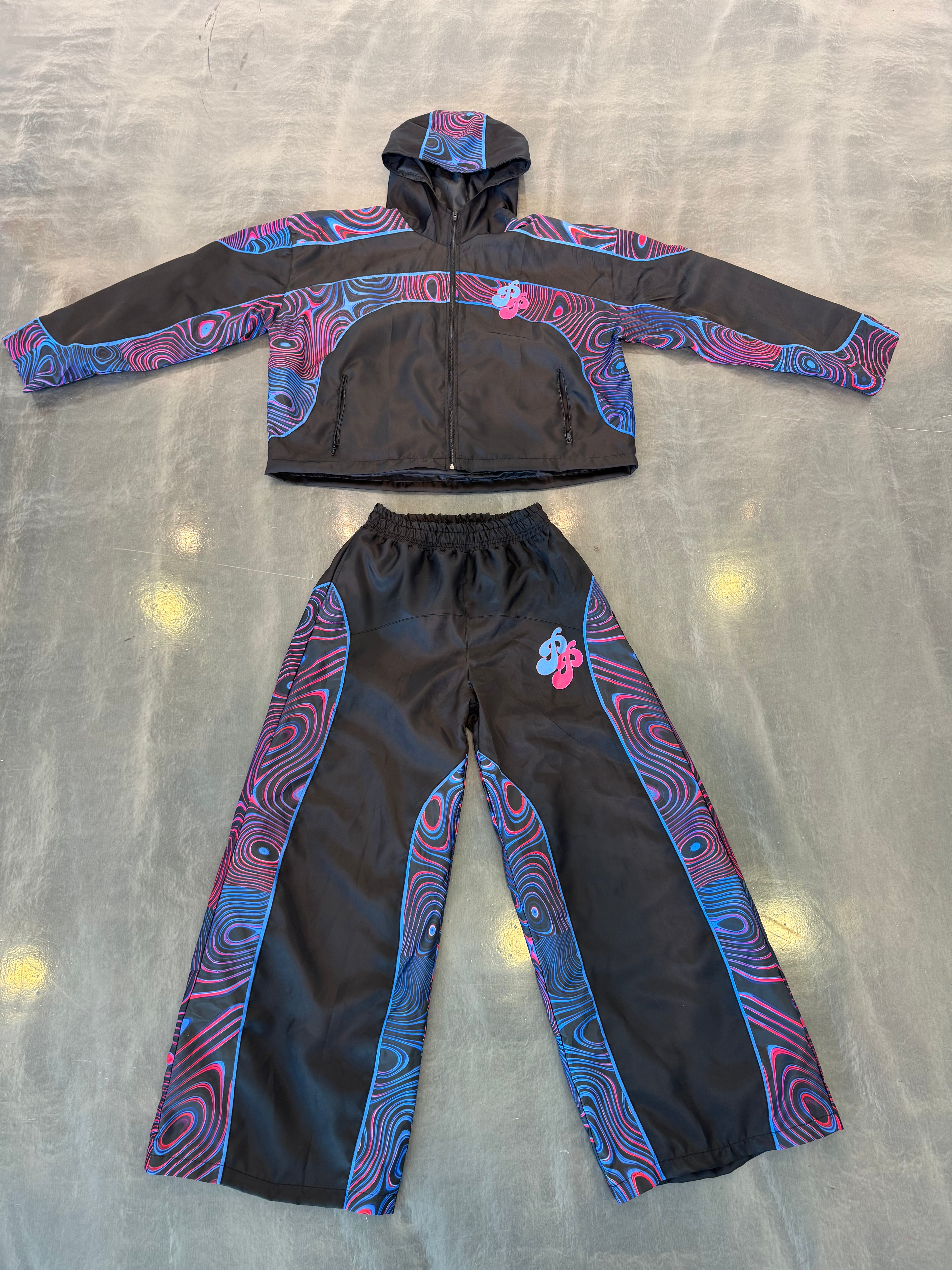 PROFIT PLAYAS ESSENTIAL TRACK SUIT  (BLACK)