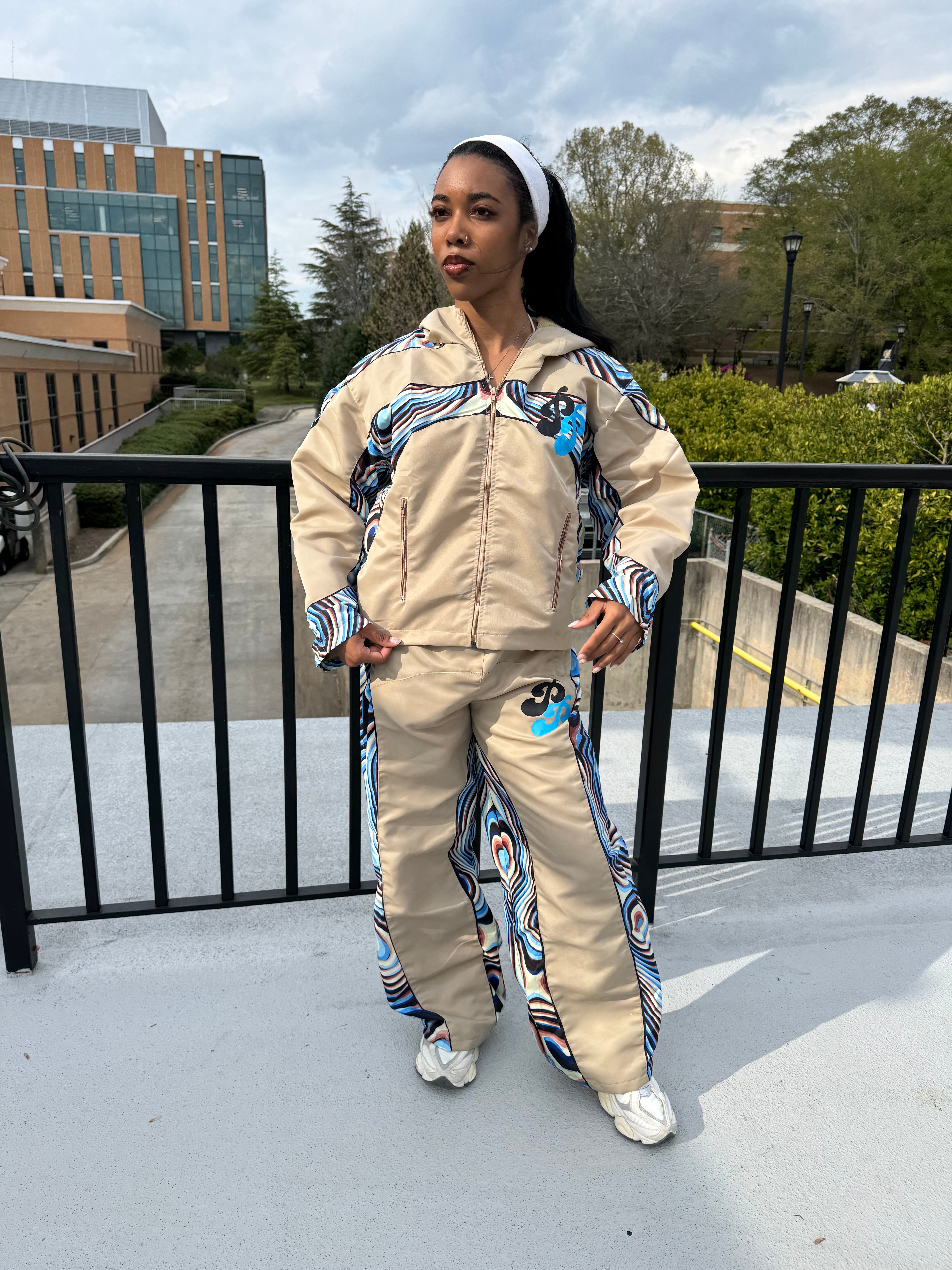 PROFIT PLAYAS ESSENTIAL TRACK SUIT  (BEIGE)