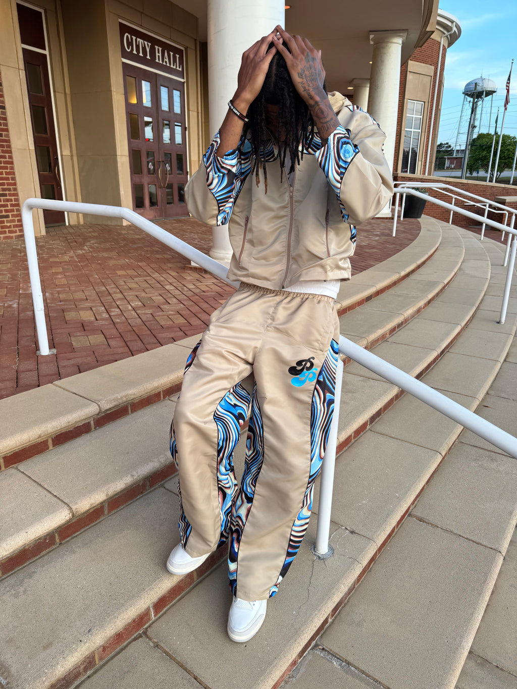 PROFIT PLAYAS ESSENTIAL TRACK SUIT  (BEIGE)